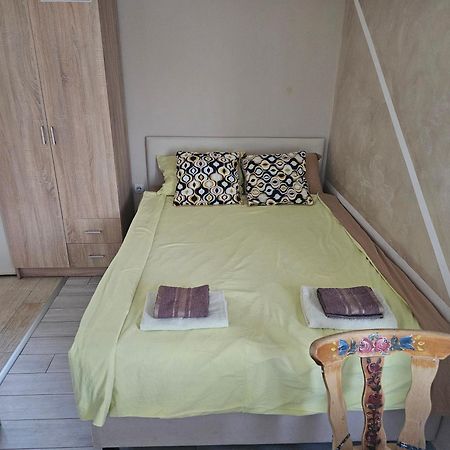 Apartments Tadic Petrovac na moru Exterior foto
