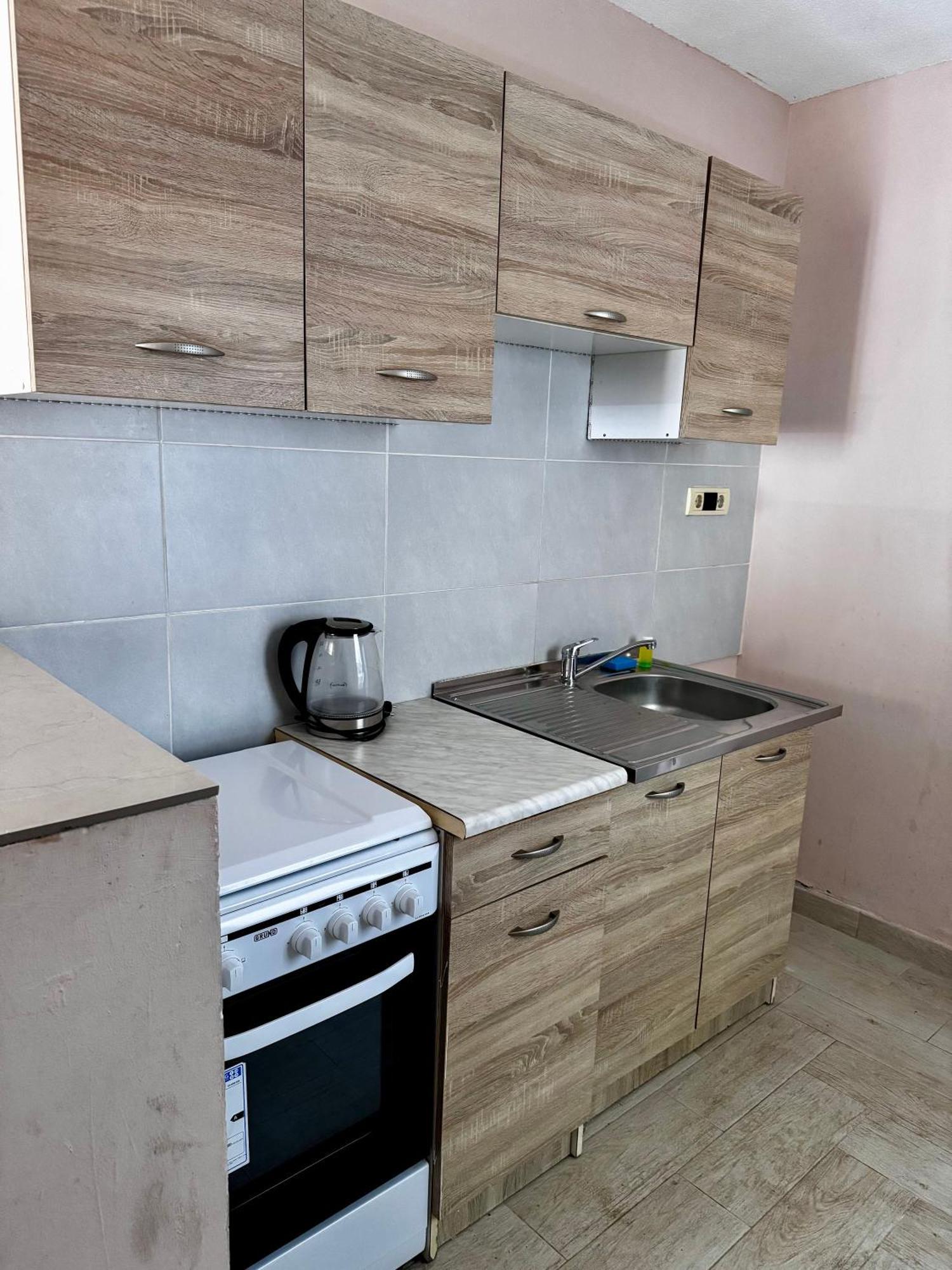Apartments Tadic Petrovac na moru Exterior foto
