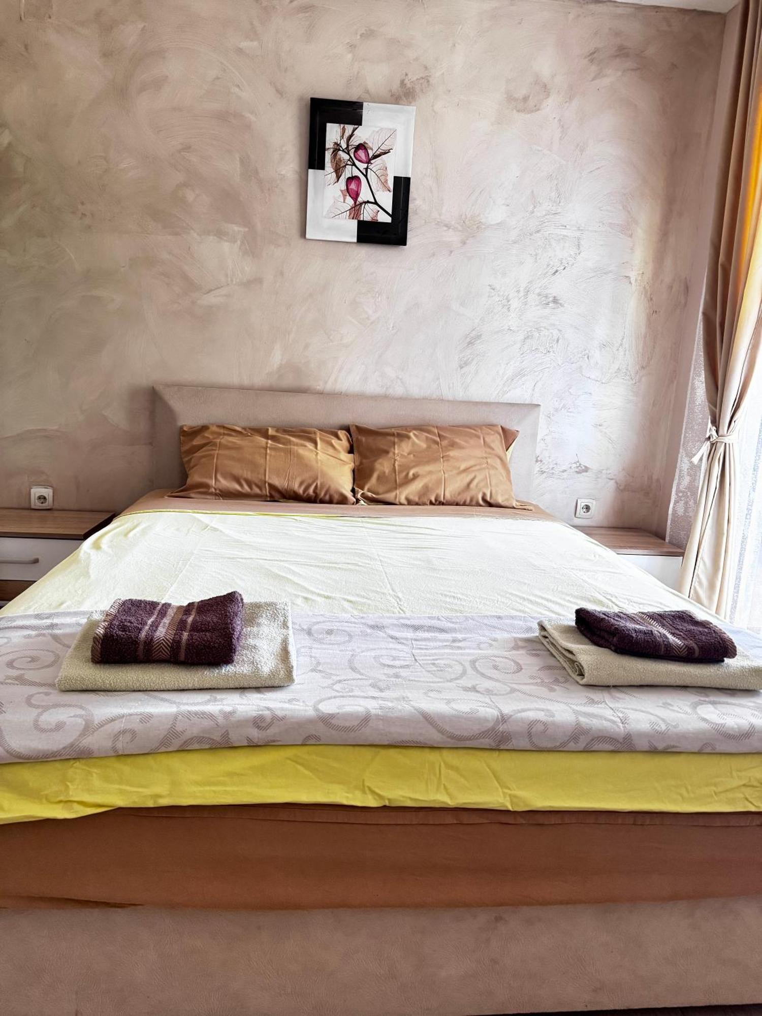Apartments Tadic Petrovac na moru Exterior foto